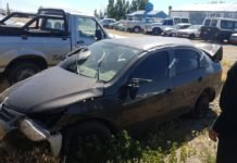 SE VENDE URGENTE AUTO CHOCADO EN EL ESTADO EN QUE SE ENCUENTRA